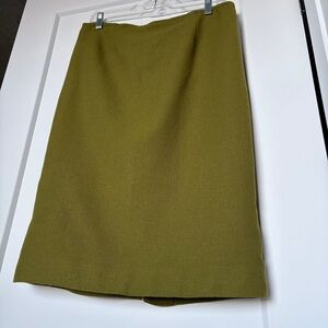 Vintage 1960s Green Wool Pencil Skirt – Fully Lined – Classic Tailoring